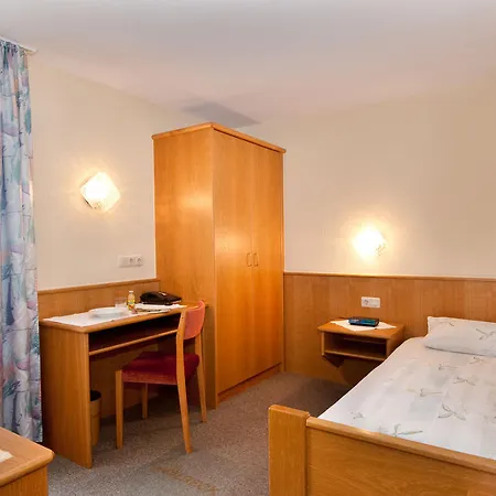Hotel Wellness- Und Wohlfuehlhotel Waldeck 4*