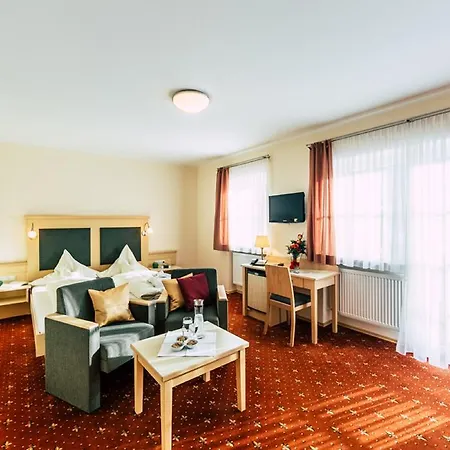 Hotel Wellness- Und Wohlfühlhotel Waldeck 4*