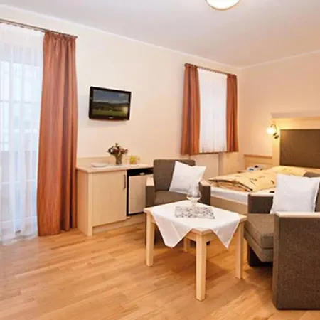 Wellness- Und Wohlfühlhotel Waldeck