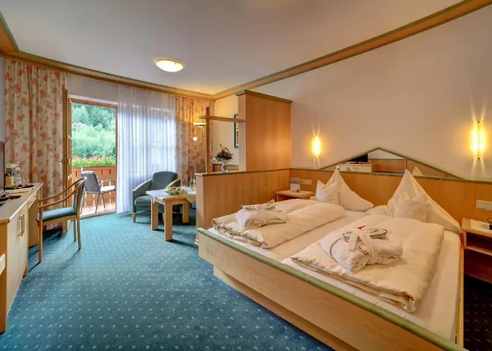 Wellness- Und Wohlfuehlhotel Waldeck بودنمايس